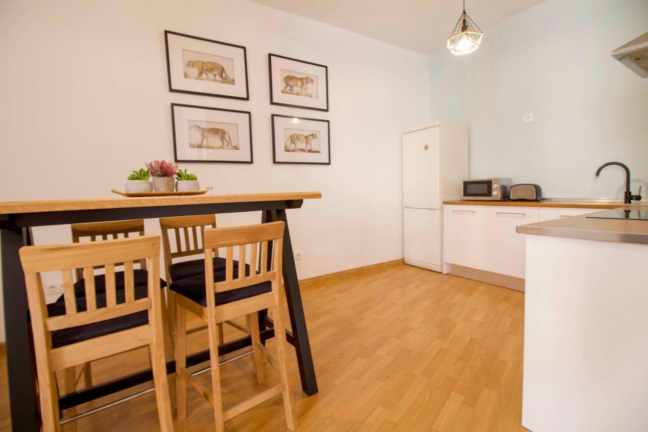 Apartments Olé - Tetuán Séville Extérieur photo